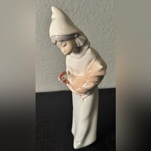 LLADRO Shepherdess Girl With Rooster Figurine 4677 Glossy Finish